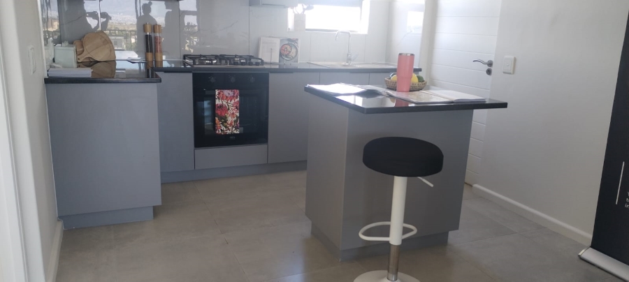 2 Bedroom Property for Sale in Flamingo Vlei Western Cape